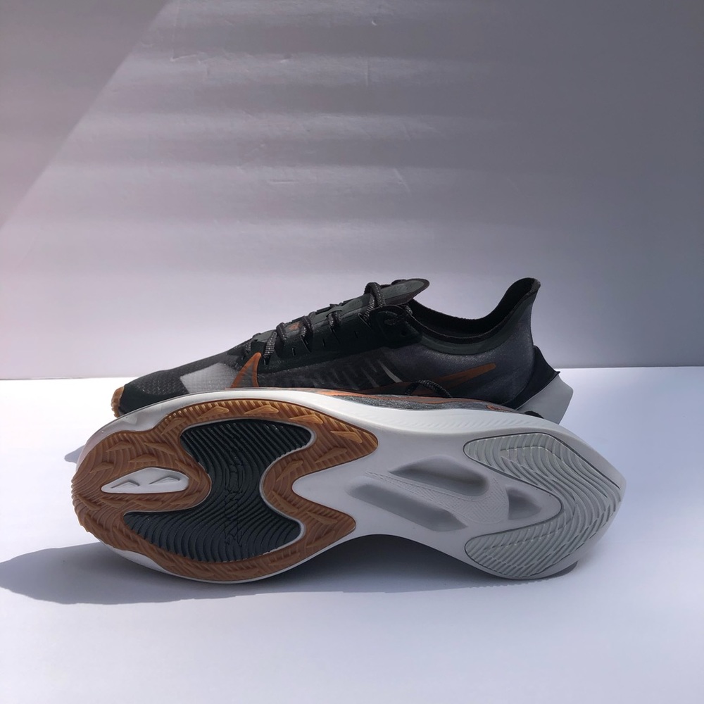 New NIKE ZOOM GRAVITY MENS - Picture 4 of 7